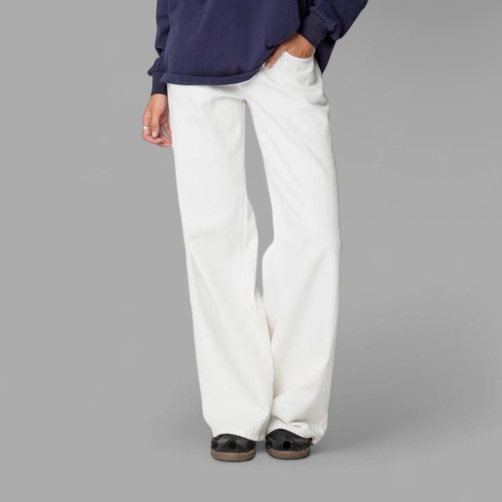 white roman low rise baggy jeans